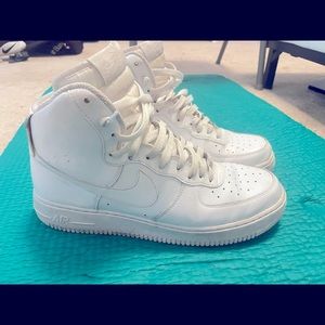 Nike Air Force One High Top White
